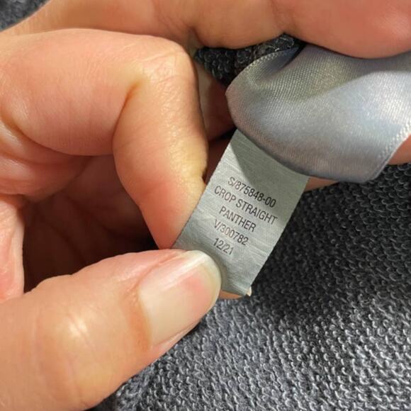 Old Navy Womens Extra High Waisted Cropped Straight Panther Sweatpants Gray XL - Picture 7 of 8